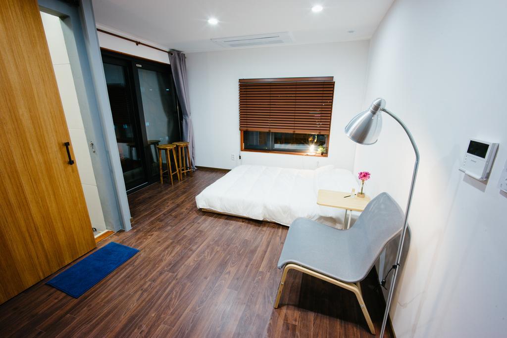 Morning Dew Guesthouse Busan Exterior foto